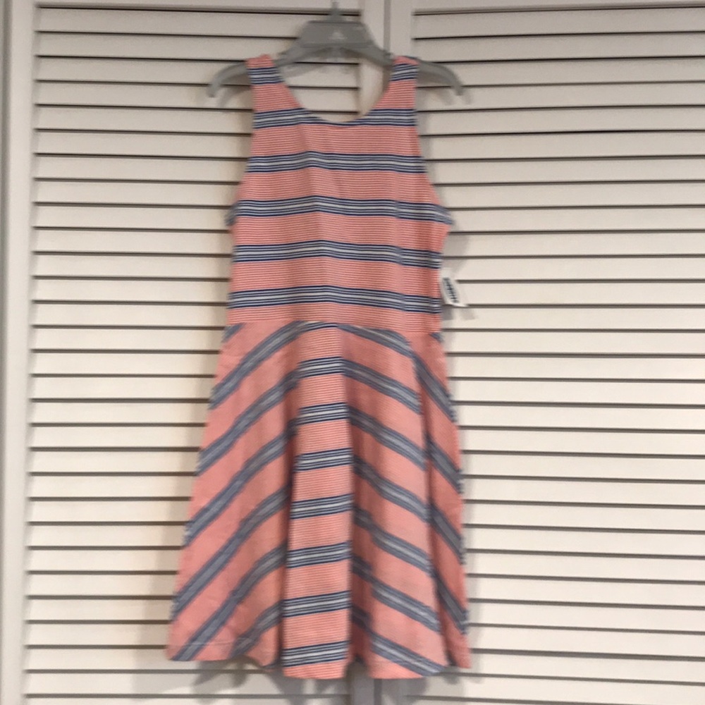 NWT. Old Navy summer casual dress Girls size 8.